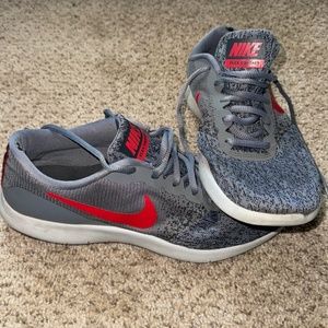 Nike Force-Flex  Red and Gray Women's running shoes size 9